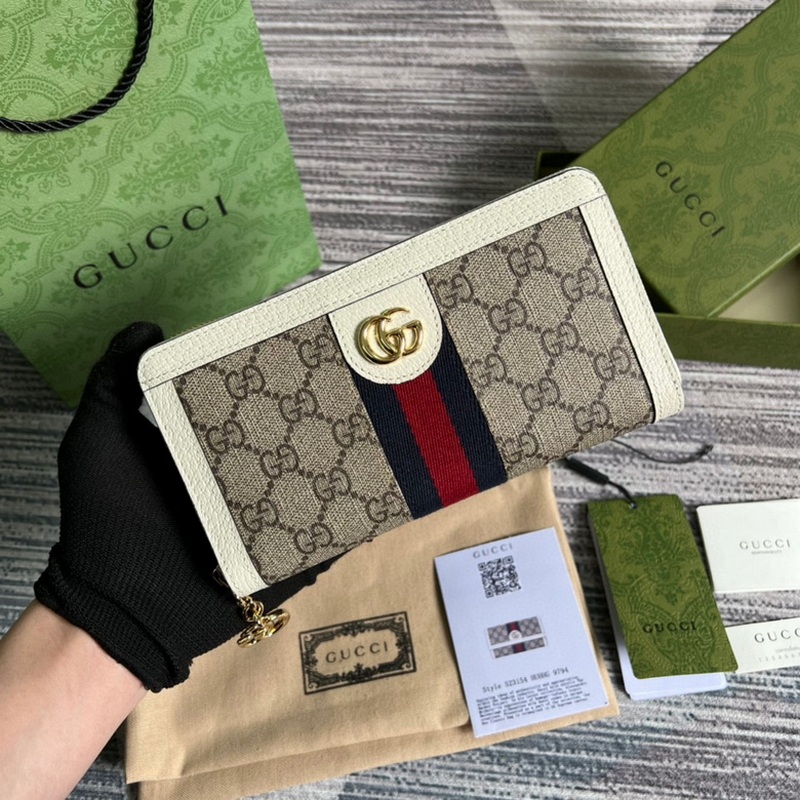 Gucci Wallets 37